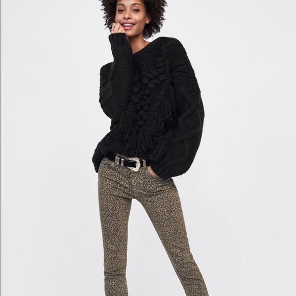 🎃 Zara leopard print jeans - Picture 2 of 2